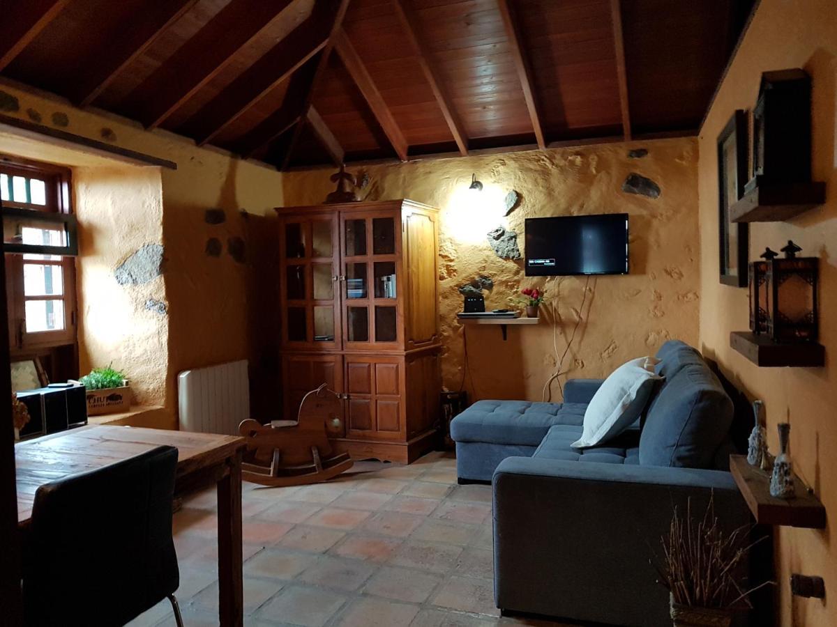 Finca Los Ciruelos Casas Rurales อิคอดเดลอสวินอส ภายนอก รูปภาพ