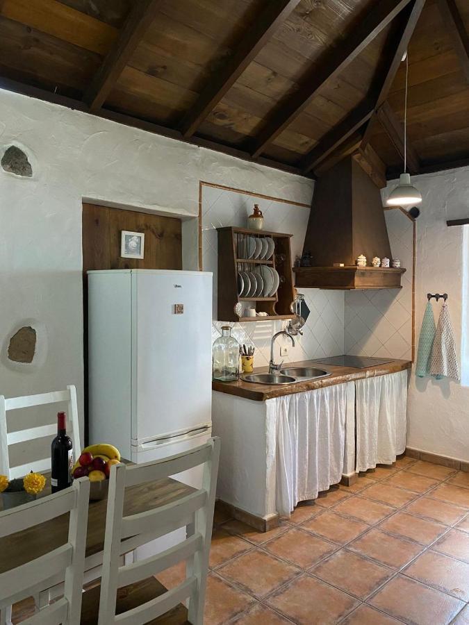 Finca Los Ciruelos Casas Rurales อิคอดเดลอสวินอส ภายนอก รูปภาพ