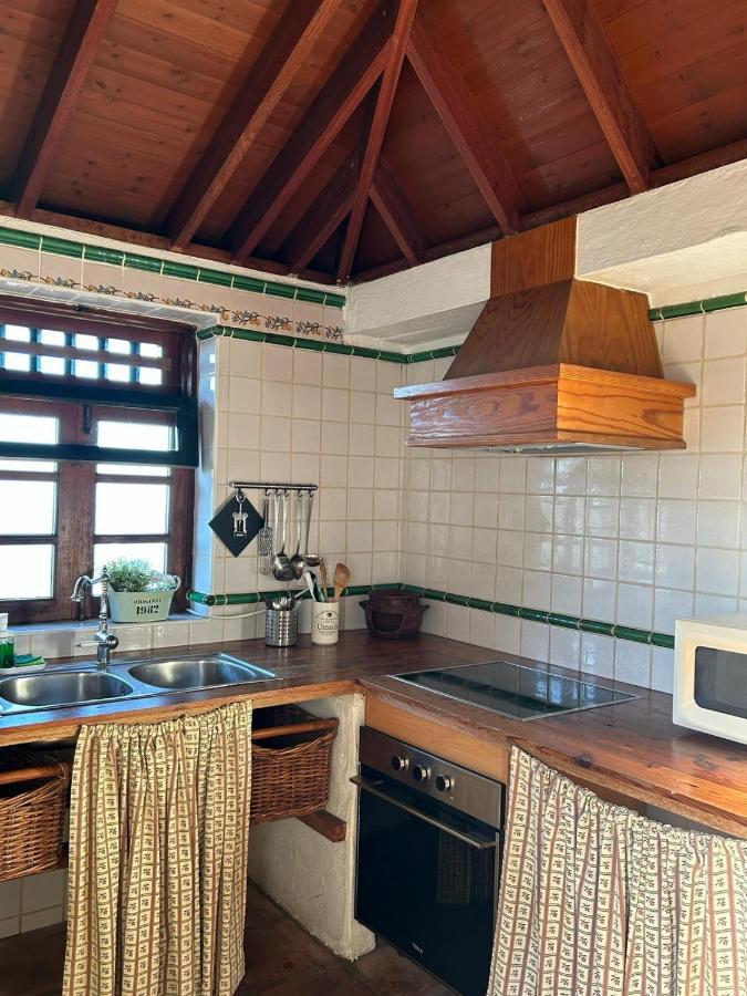 Finca Los Ciruelos Casas Rurales อิคอดเดลอสวินอส ภายนอก รูปภาพ